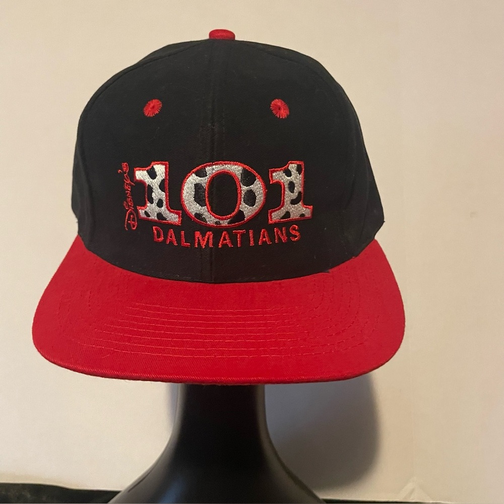 Vintage 90s 101 Dalmatians Embroidered Movie Snapback Hat